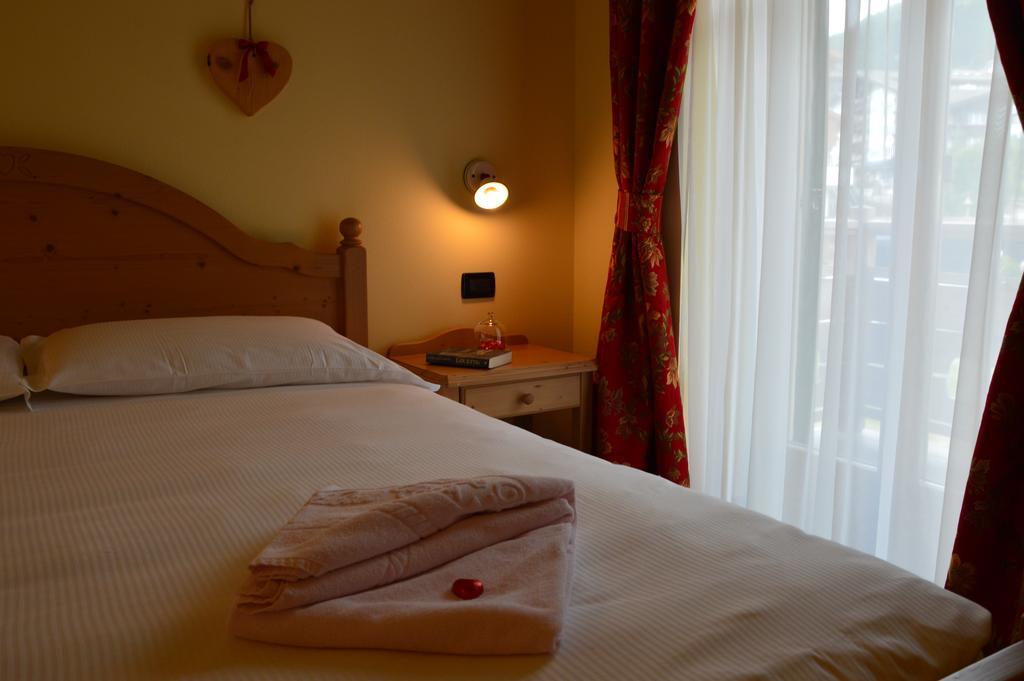 Single Room,1588067844:JPEG